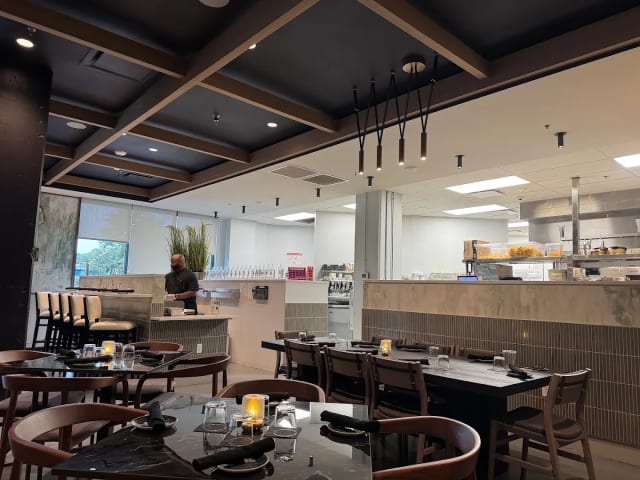GrillmarX Steakhouse & Raw Bar photo 5
