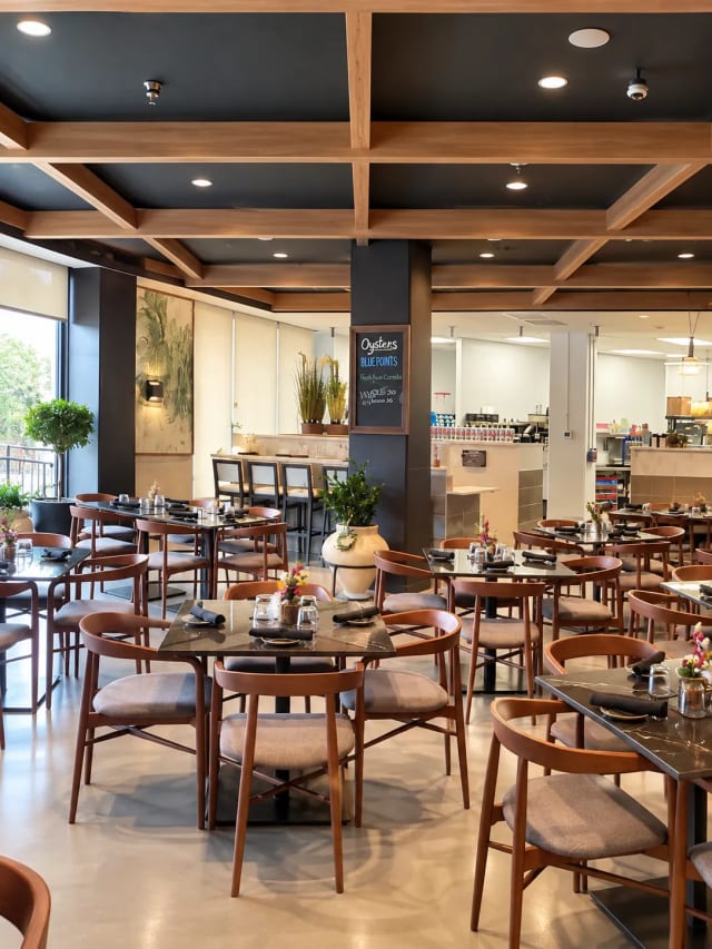 GrillmarX Steakhouse & Raw Bar photo 2