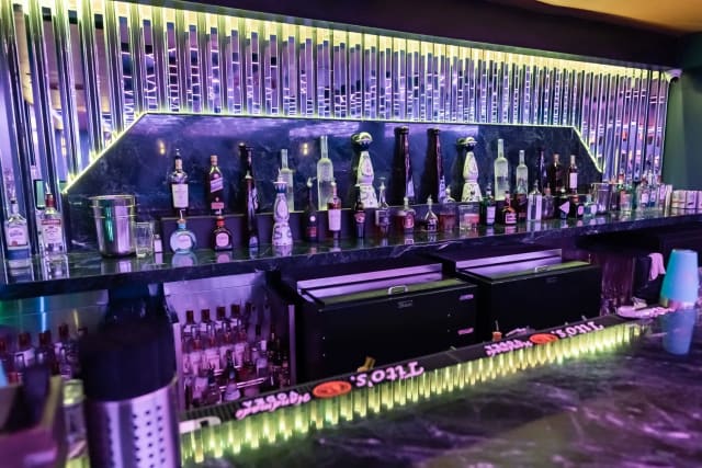 51 nightclub photo 4