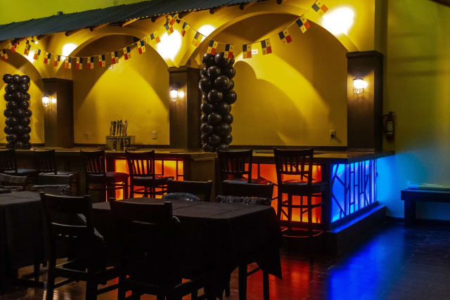 Panama International Restaurant photo 4