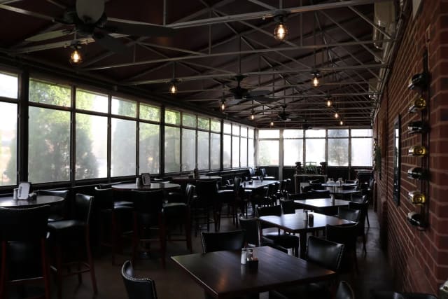 Annie Ruth's Wine Bar and Bistro photo 4