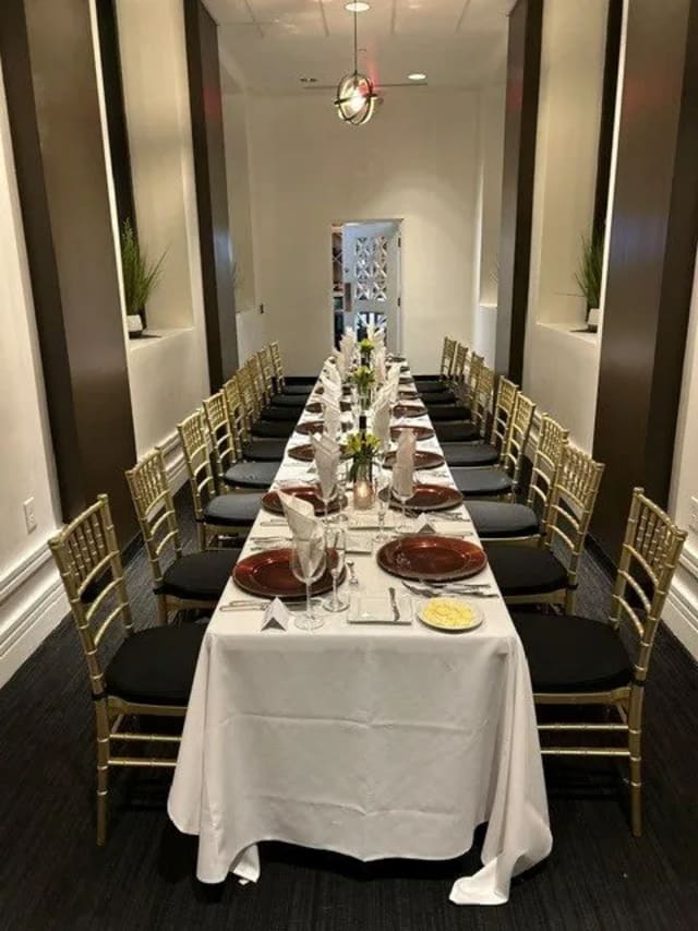 Vincenzos photo 2