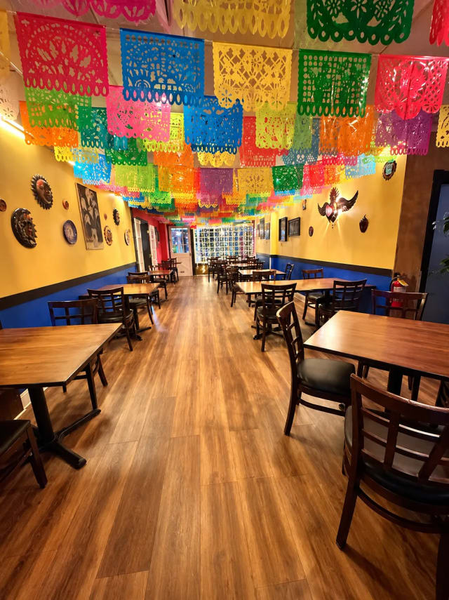 Luna y Sol Mexican Restaurant photo 2