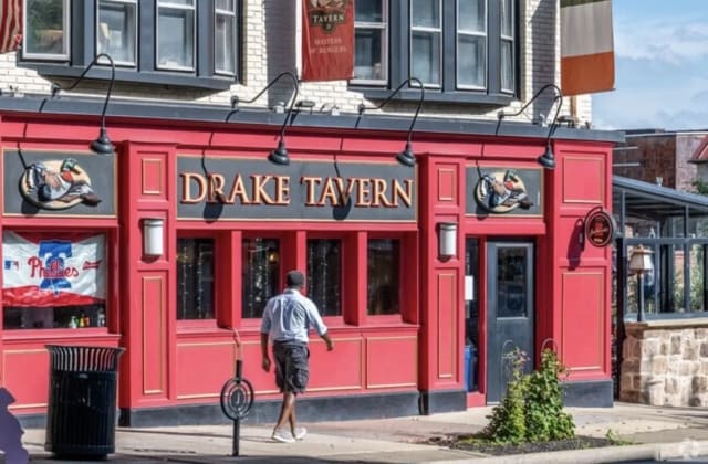 Drake Tavern photo 4