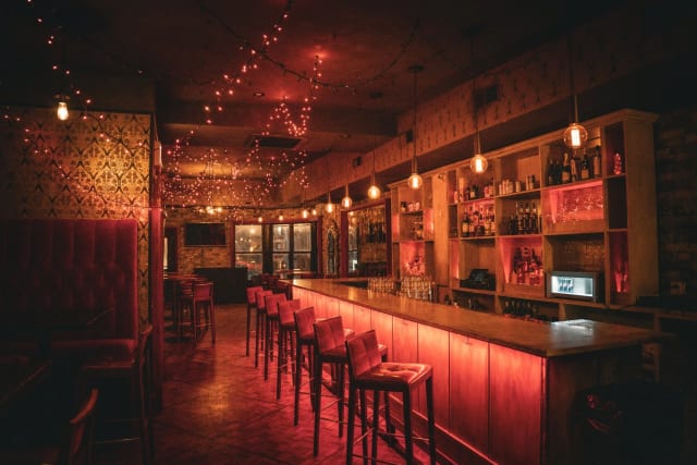 Winnie's Sports Bar & Grill photo 5