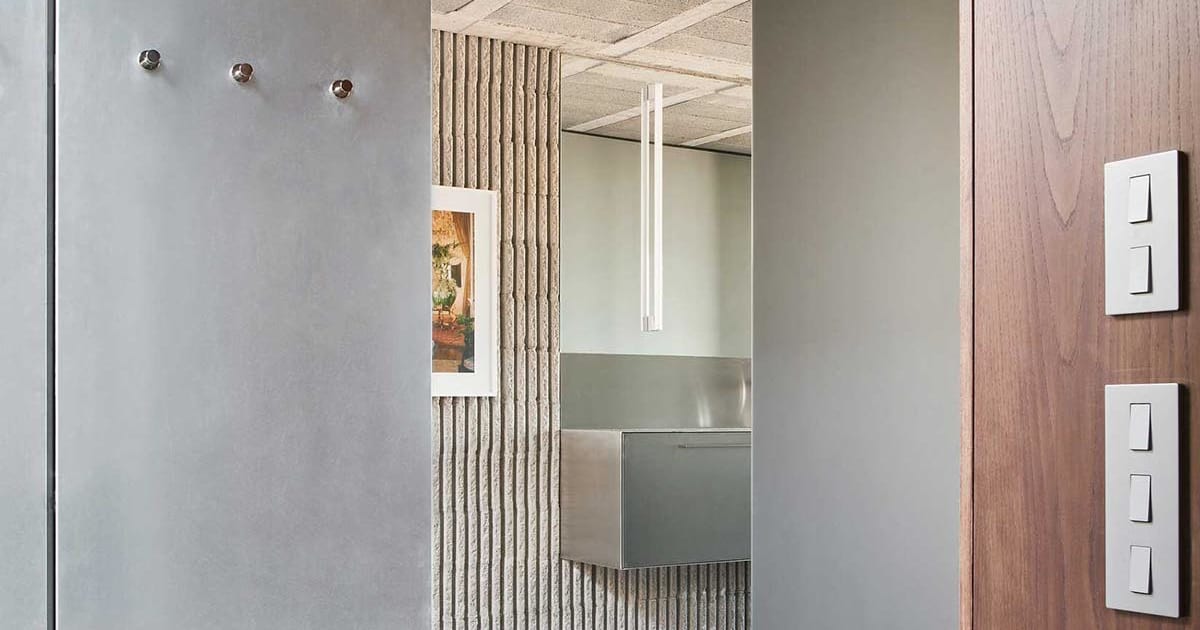 Minimalist Interior with Metal Walls and Wood Pane | Feel Design