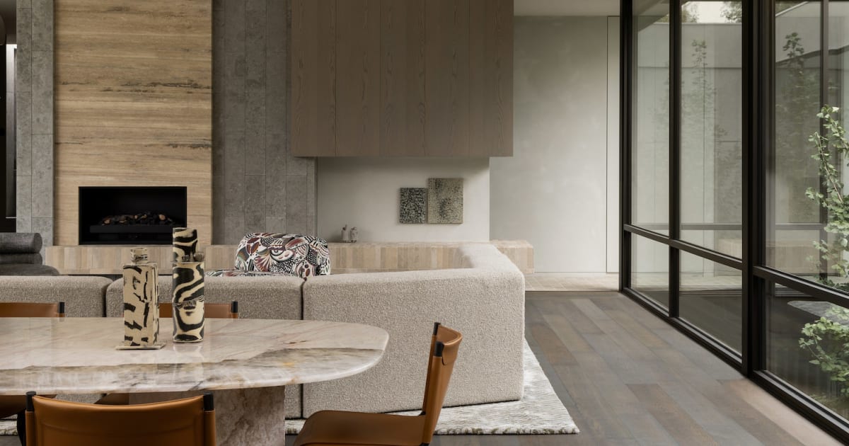 Modern Living Room with Marble and Wood | Feel Design