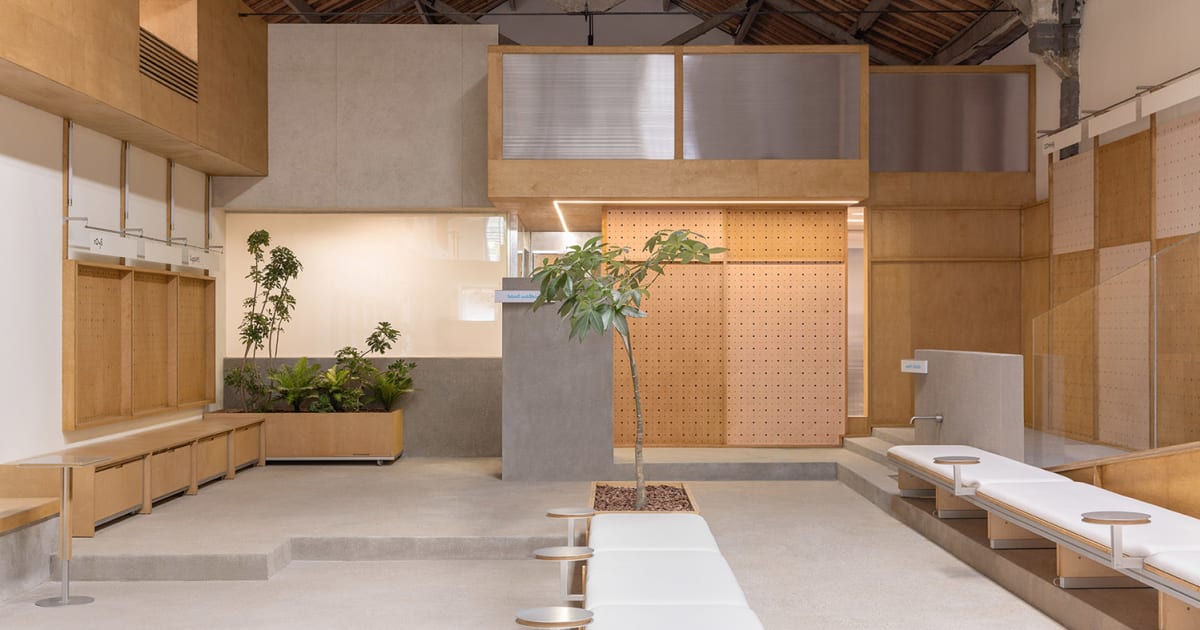 Industrial Coffee Shop Concrete & Wood | Feel Design