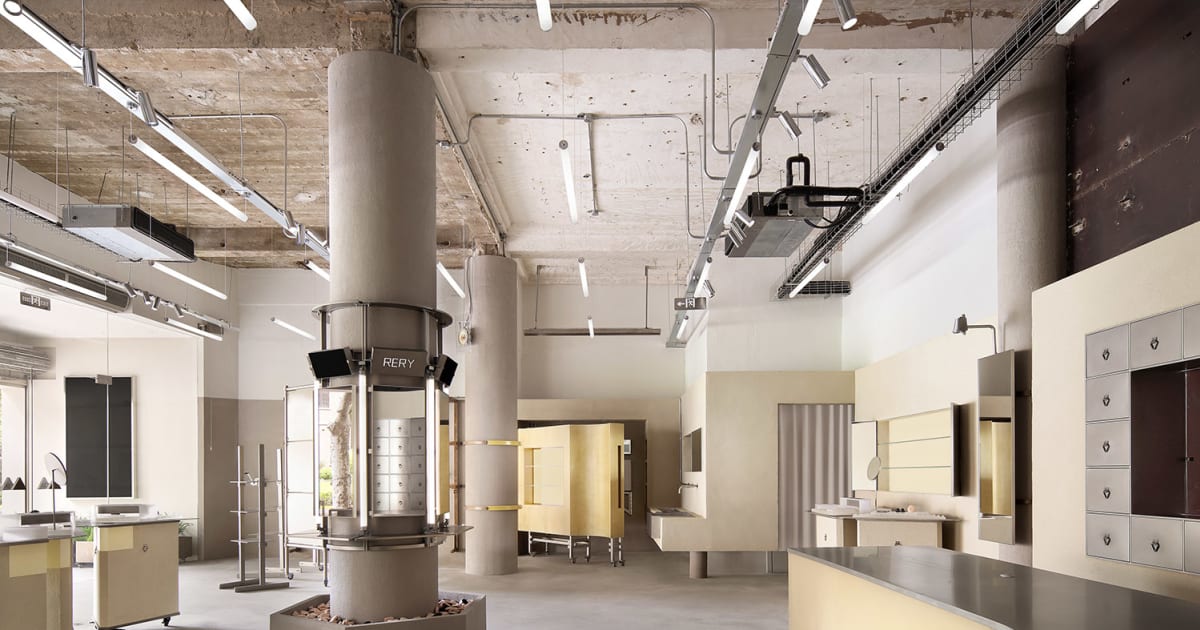 Modern Commercial Interior with Concrete Mix | Feel Design