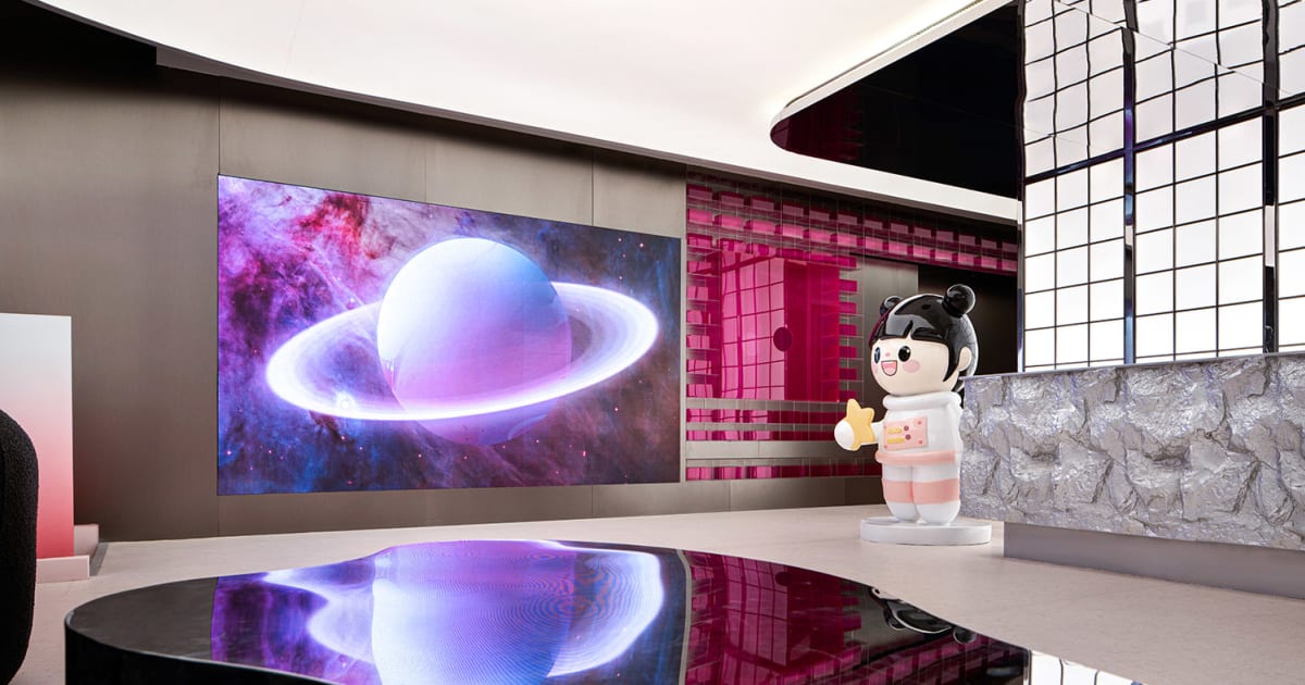 Future Shop Led Display Modern Shop LED Display | Feel Design