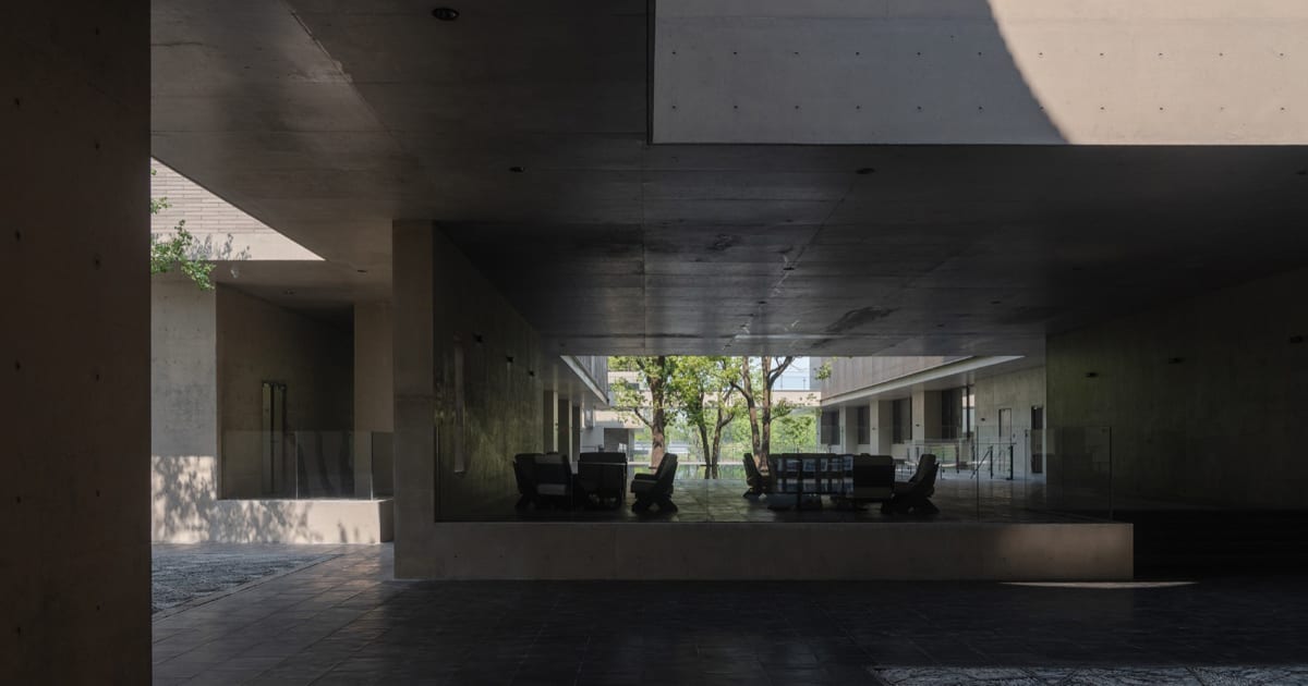Modern Minimalist Concrete Interior | Feel Design