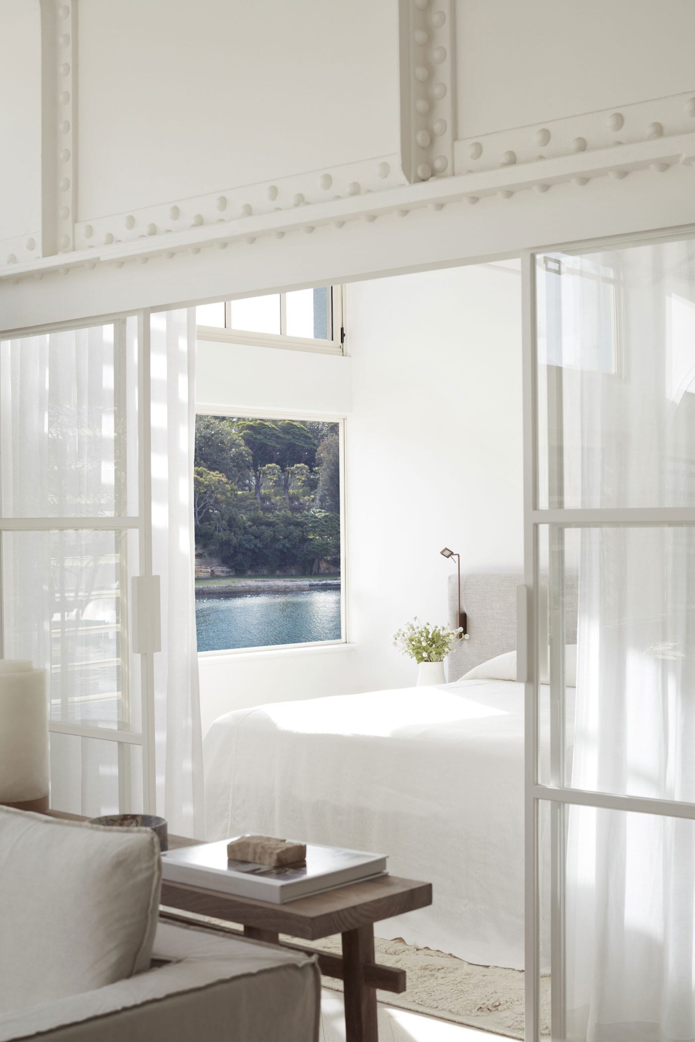 Coastal living room with natural textures and blue accent colors