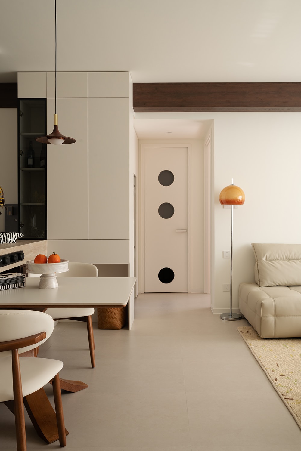 Modern interior with artistic wall details and gallery arrangement