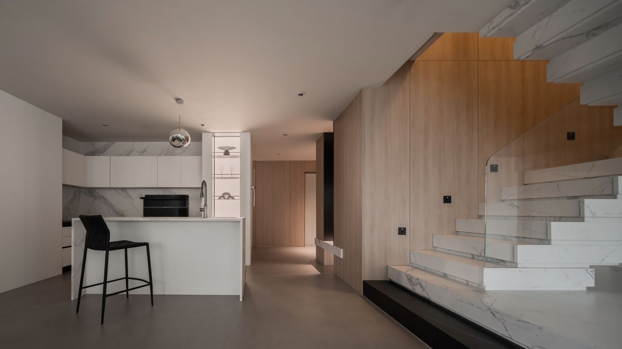 정리된 현관 신발장 최종 모습