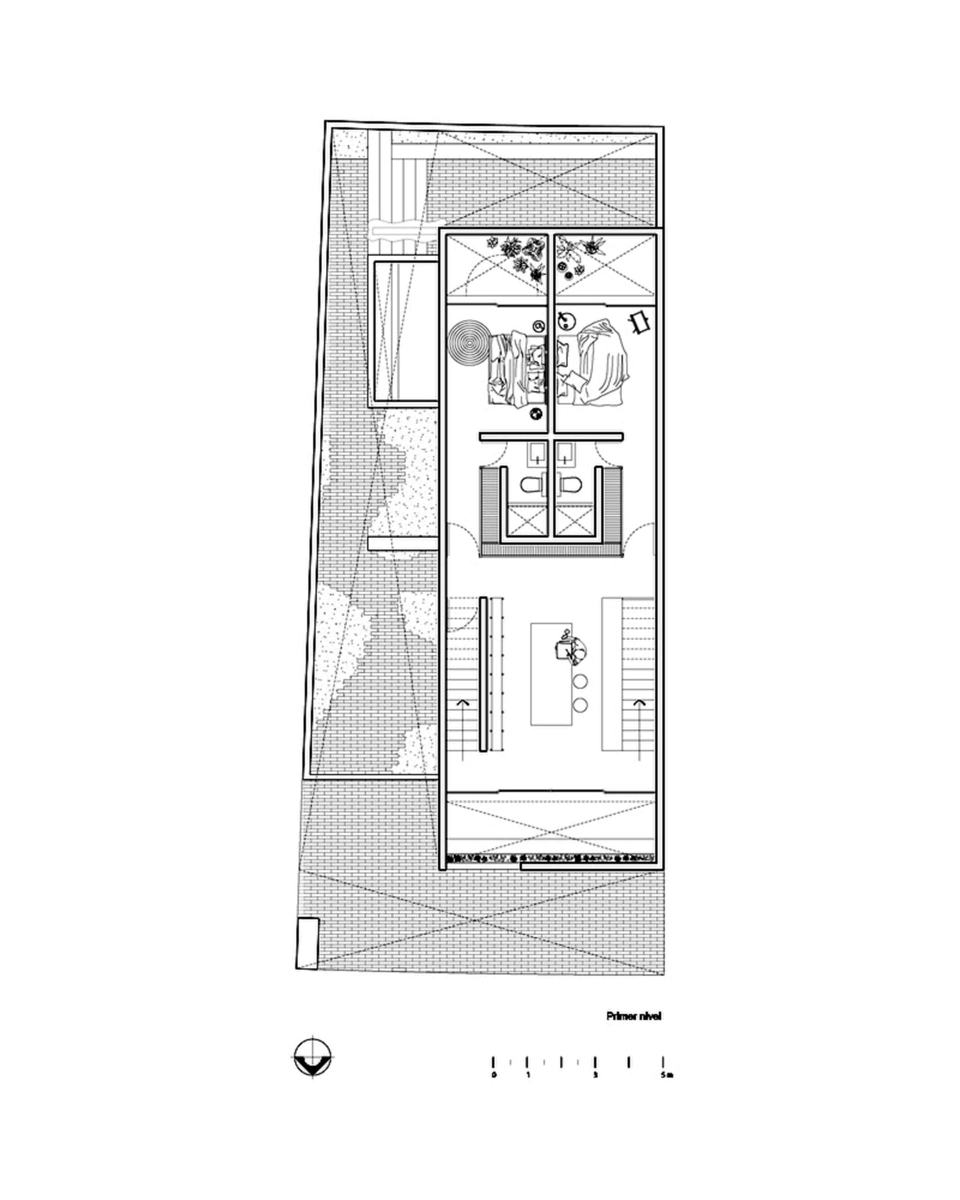 現代公寓的詳細平面圖，展示當代設計元素與高效空間利用。