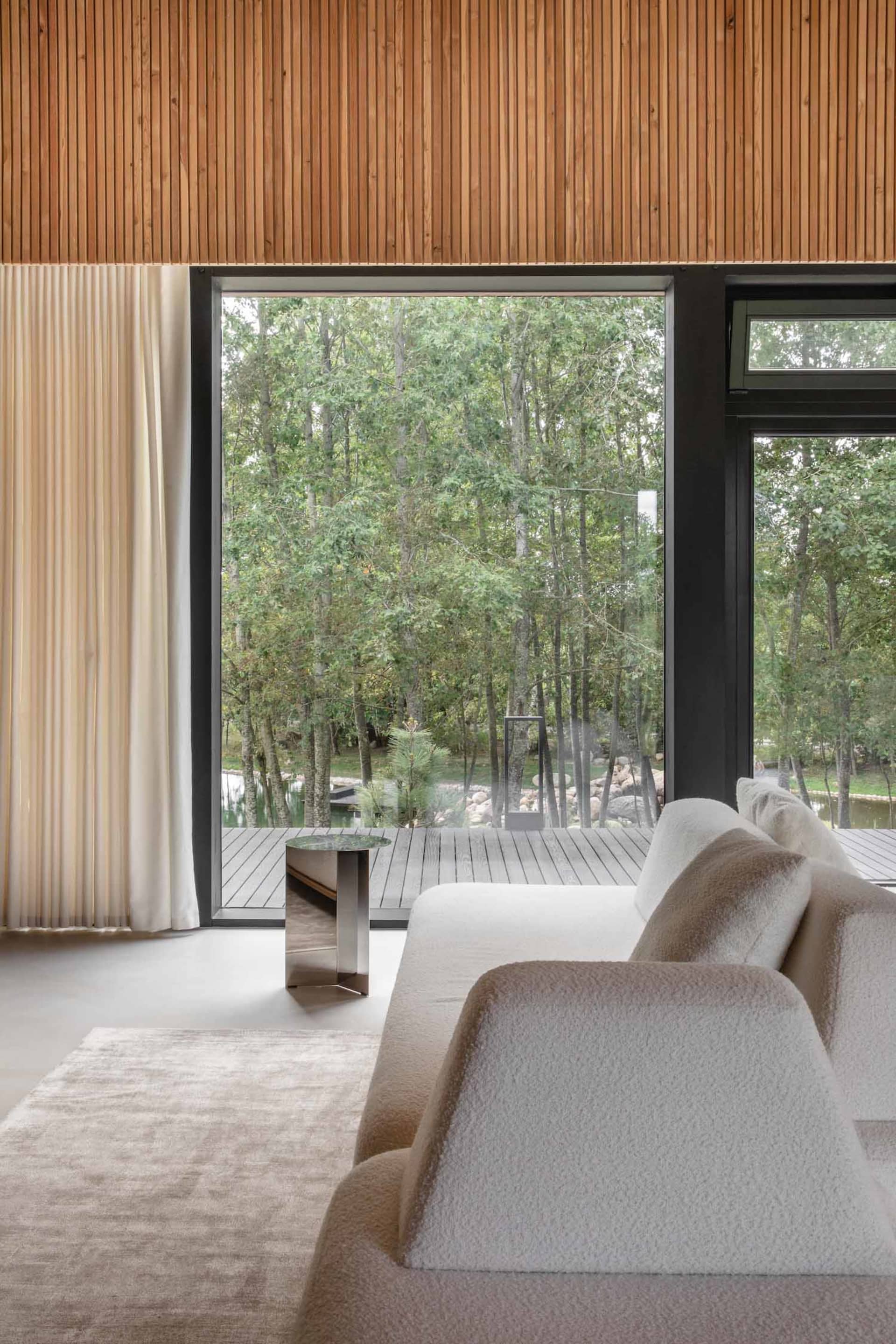 Chic Living Room Concept 3