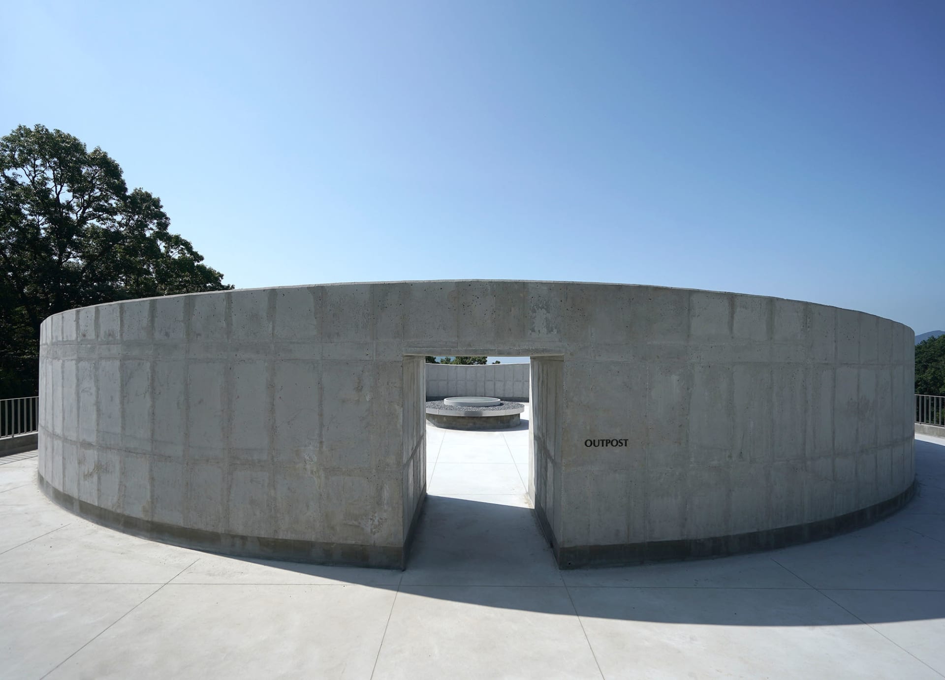 Minimalist Floor Plan Space 1