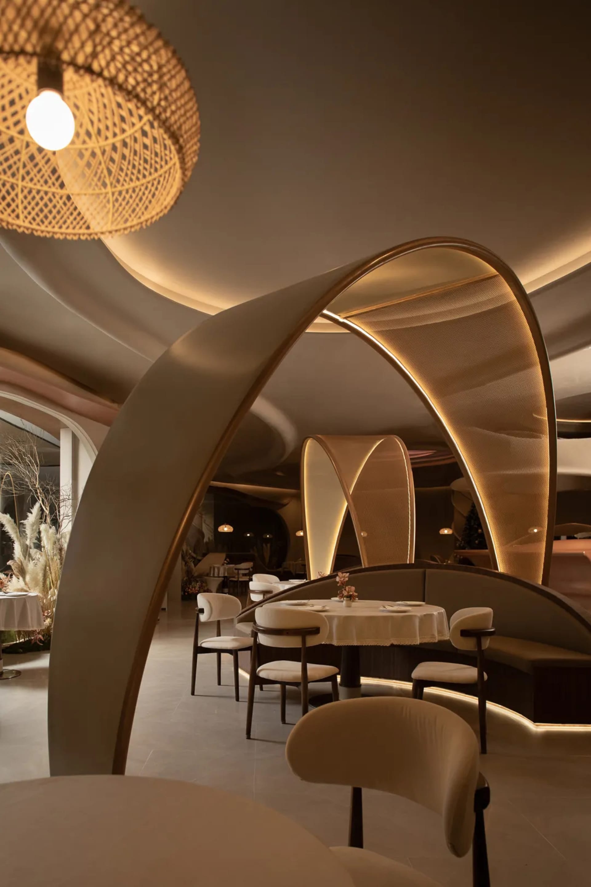 Stunning Dining Space 4