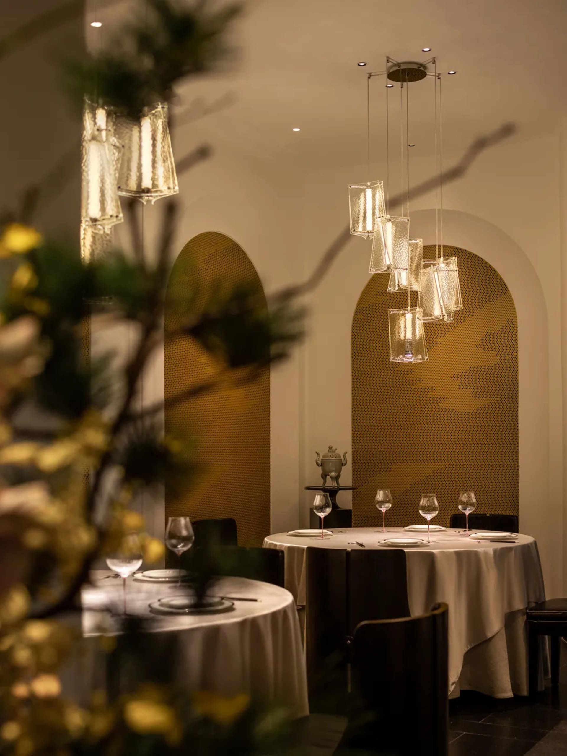 Elegant Dining Concept 2