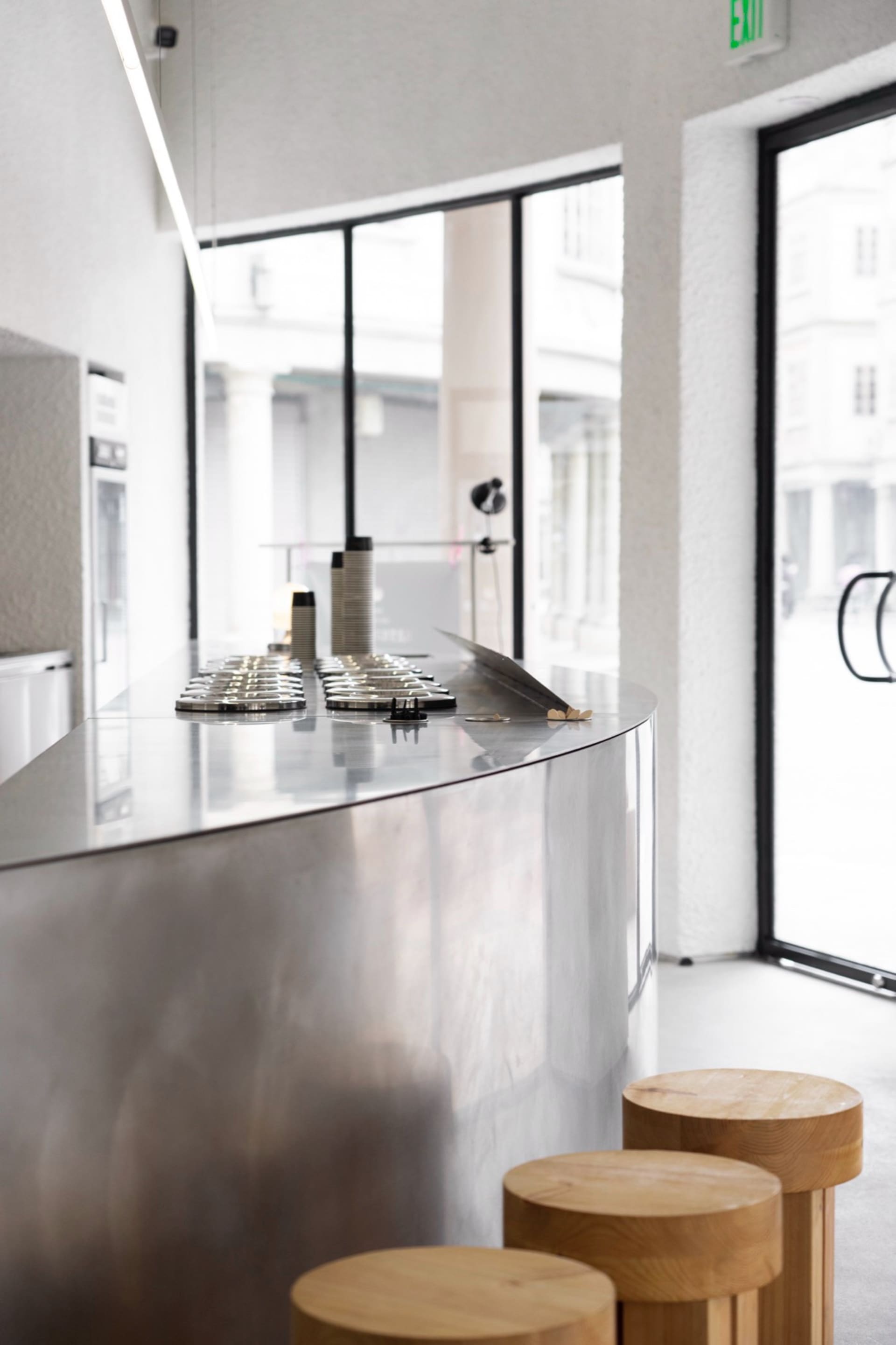 Luxurious Cafe Design 2