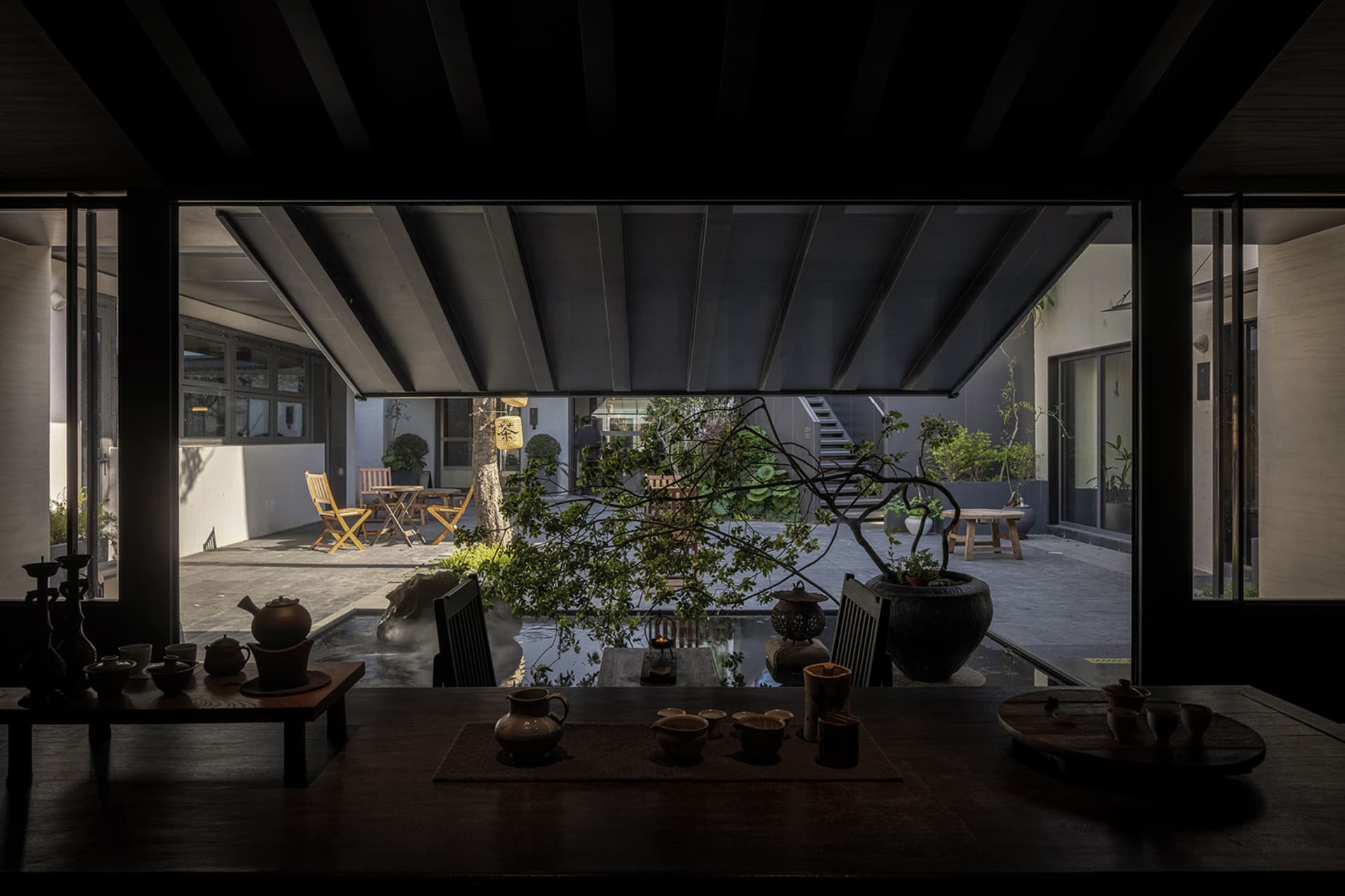 Industrial Dining Concept 4