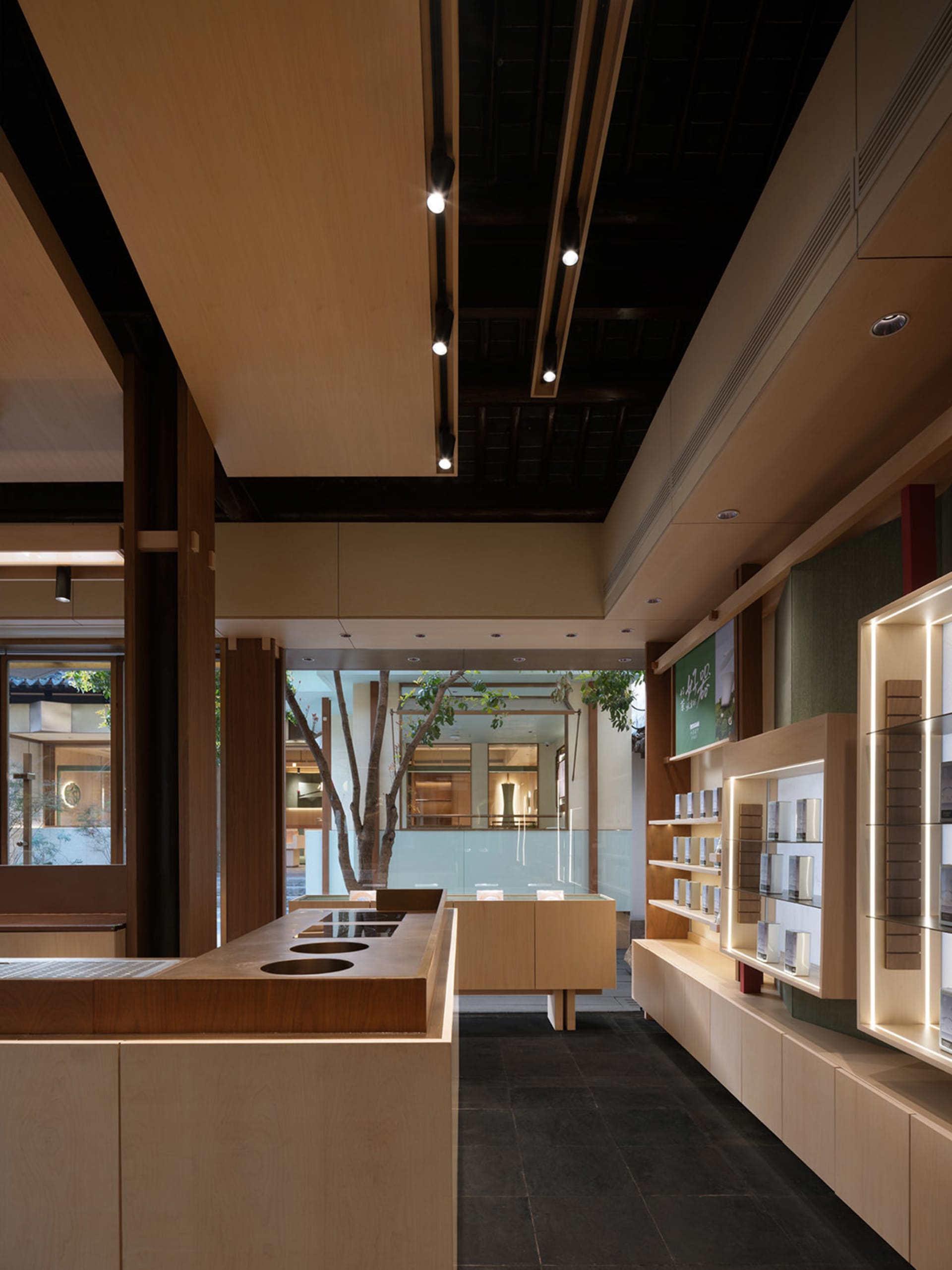 Stunning Retail Interior 2