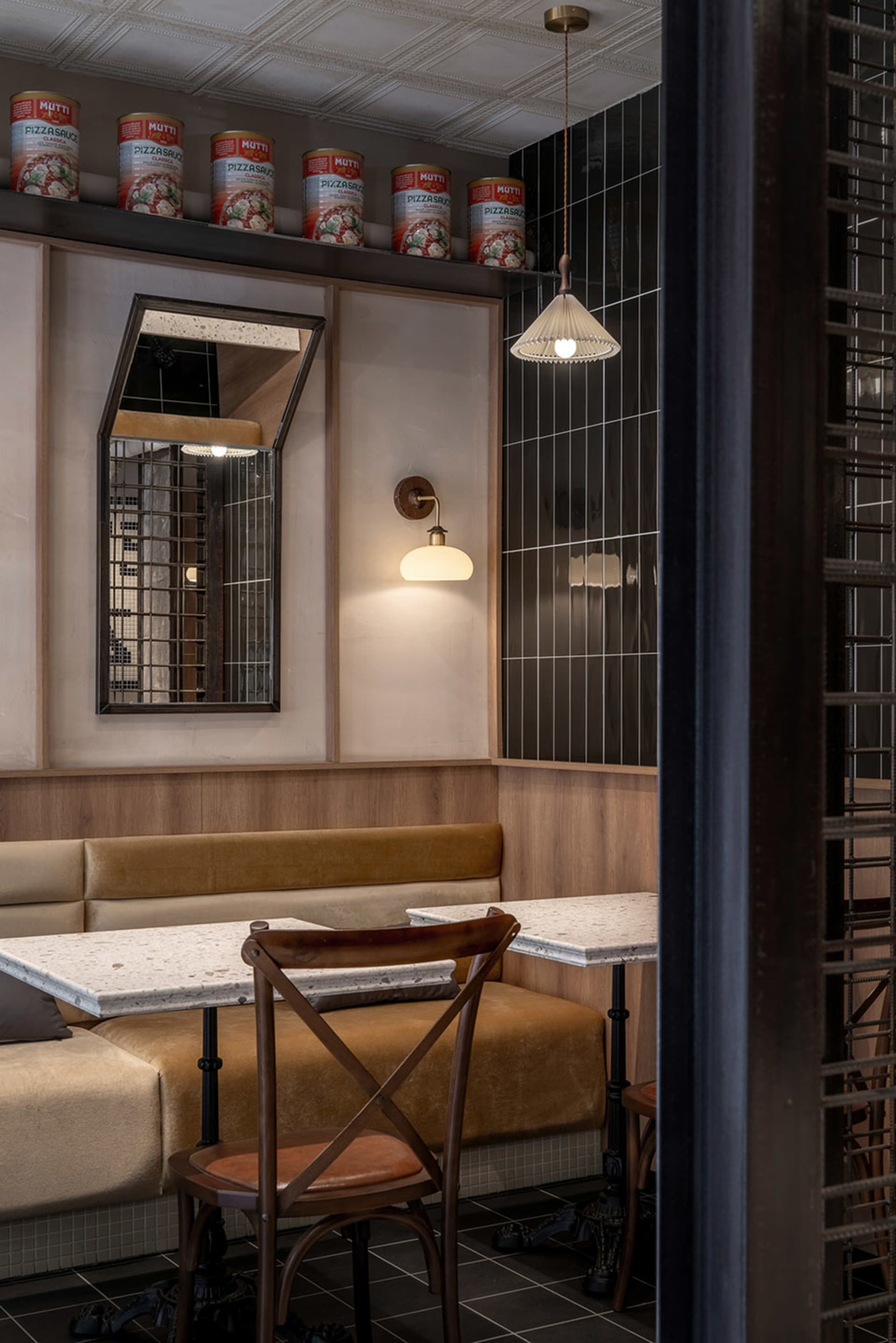 Luxurious Dining Concept 2