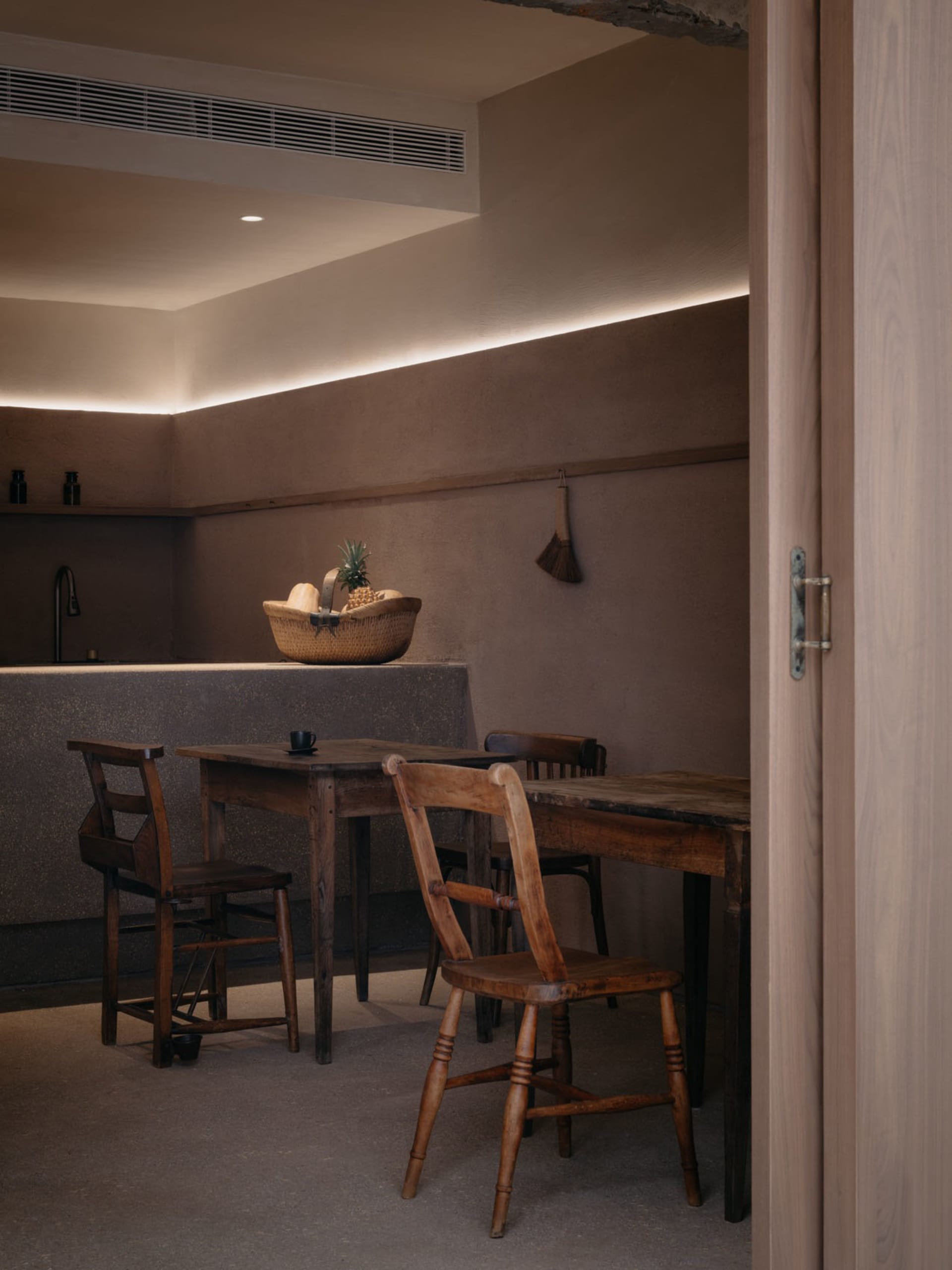 Elegant Cafe Design 1