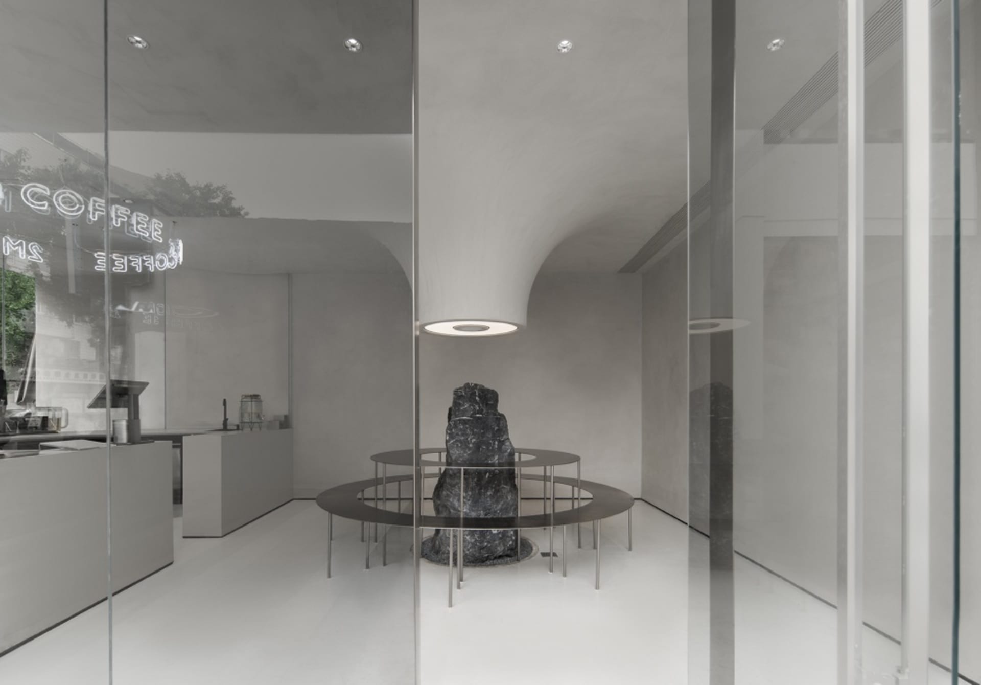 Stunning Retail Space 3