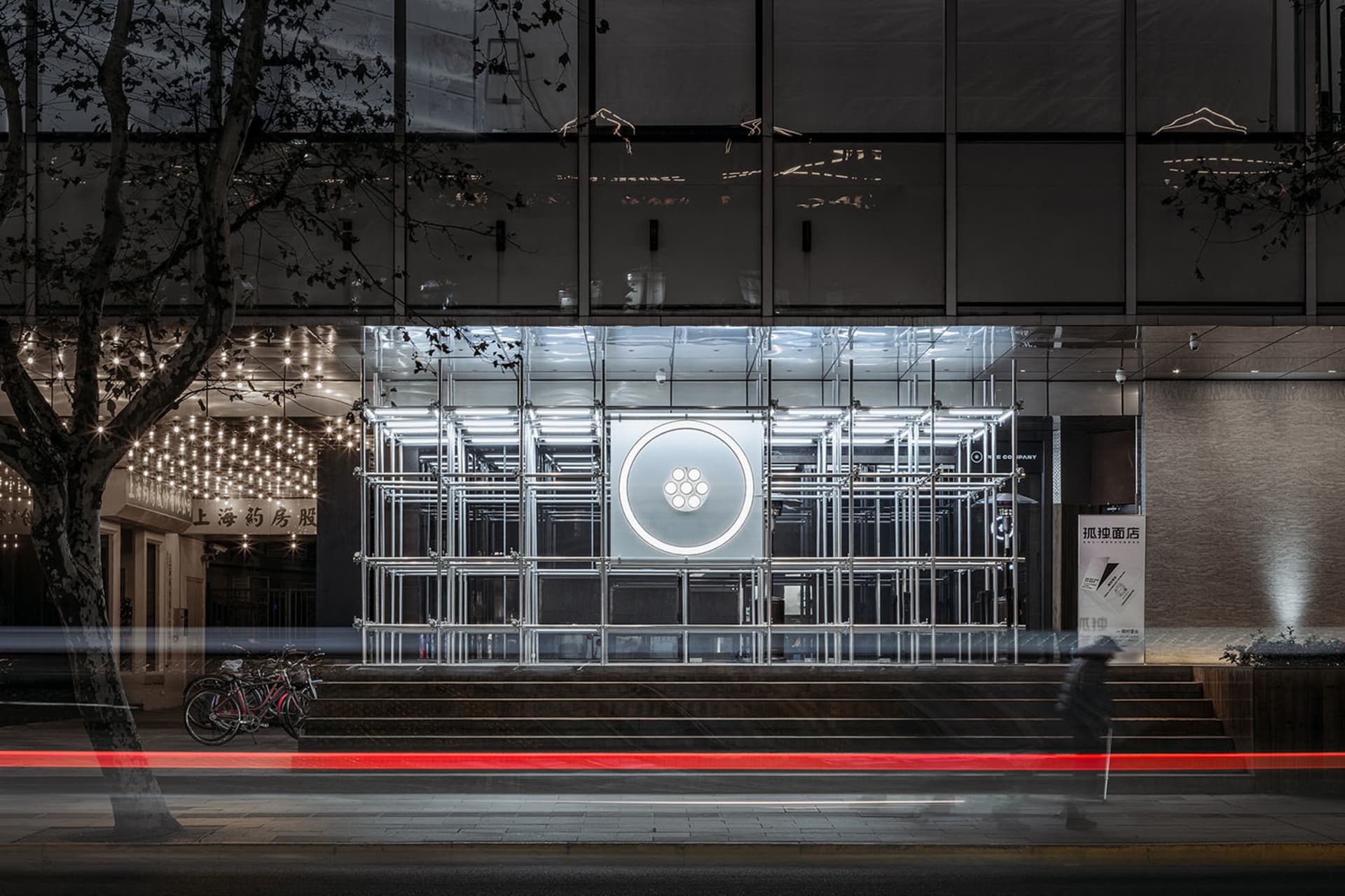 Luxurious Retail Design 1