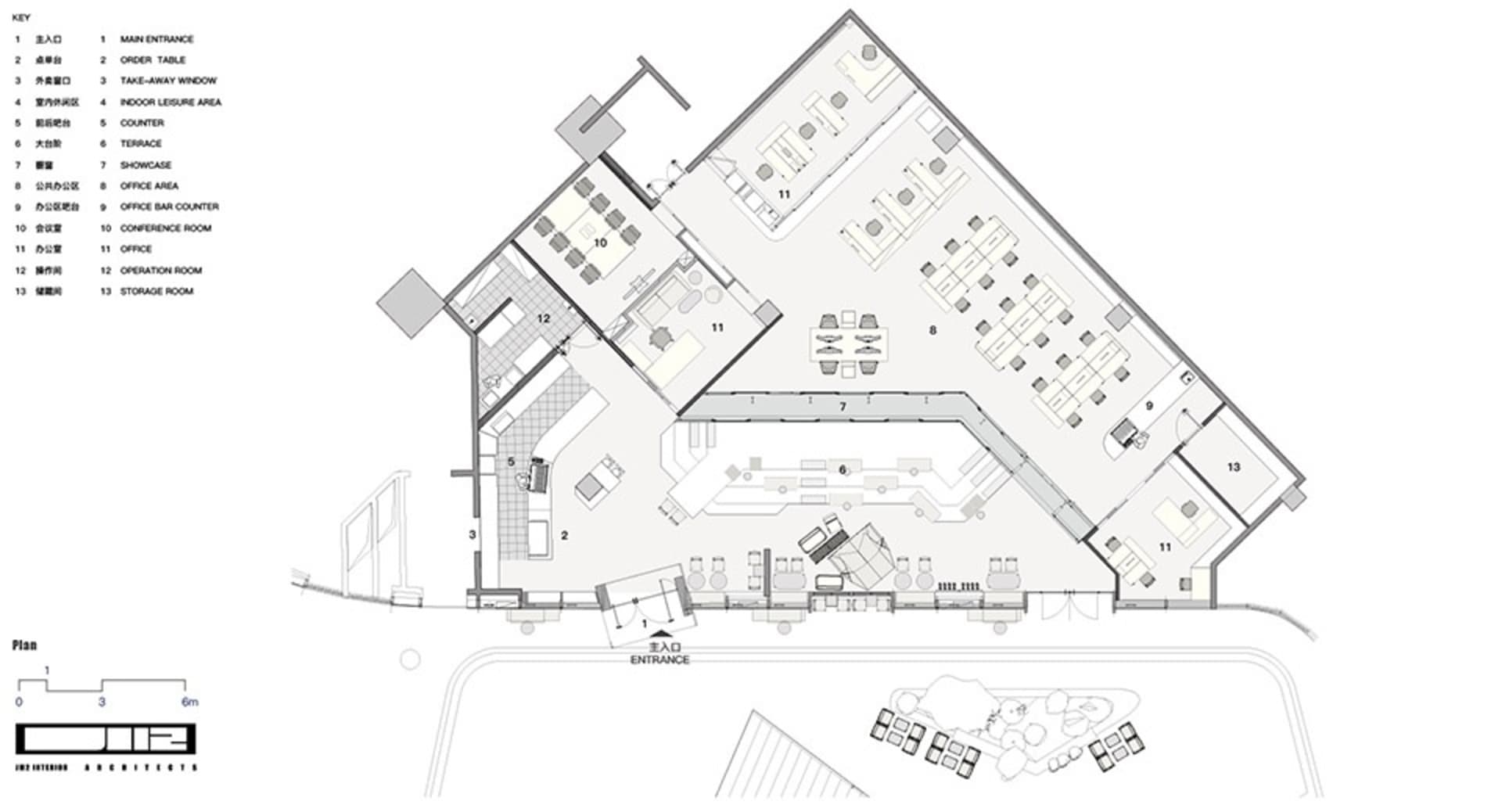 現代辦公室室內平面圖,展示各功能區域與空間配置。