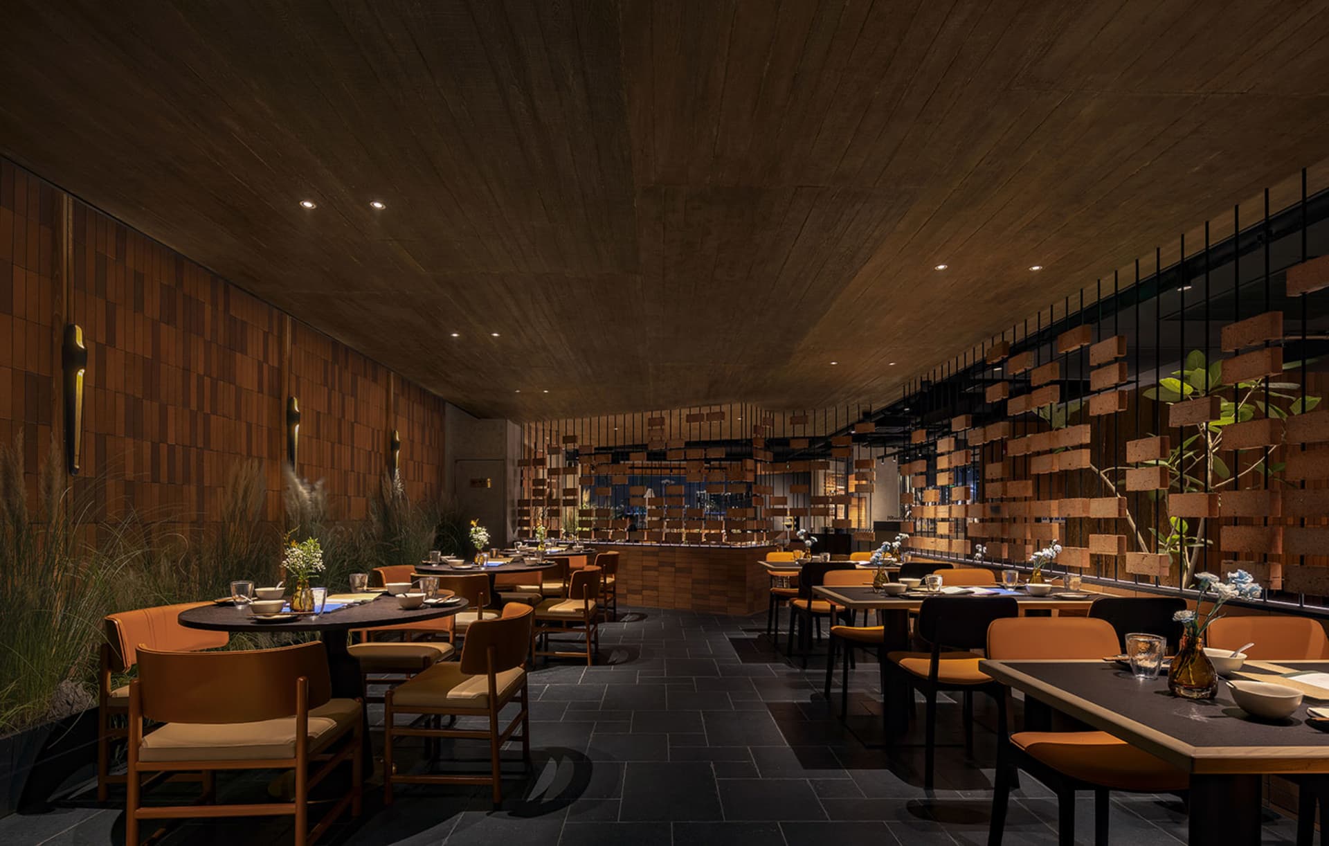 Sophisticated Dining Collection 4