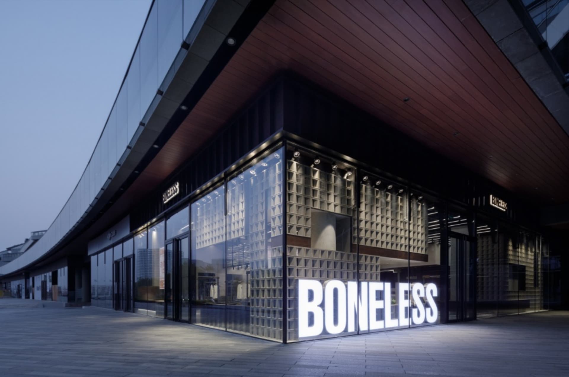 Stunning Retail Space 2