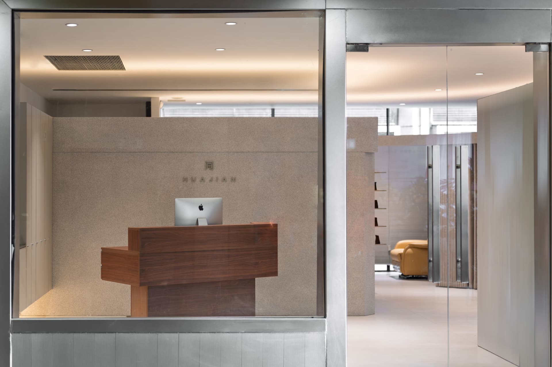 Chic Office Design 4