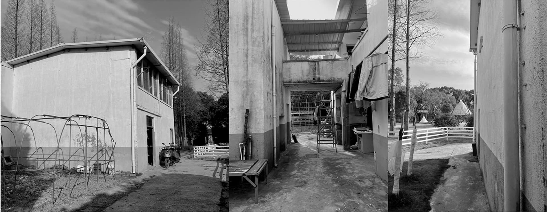 都市農場環境中的戶外設施，包含小型建築、金屬板與混凝土結構。