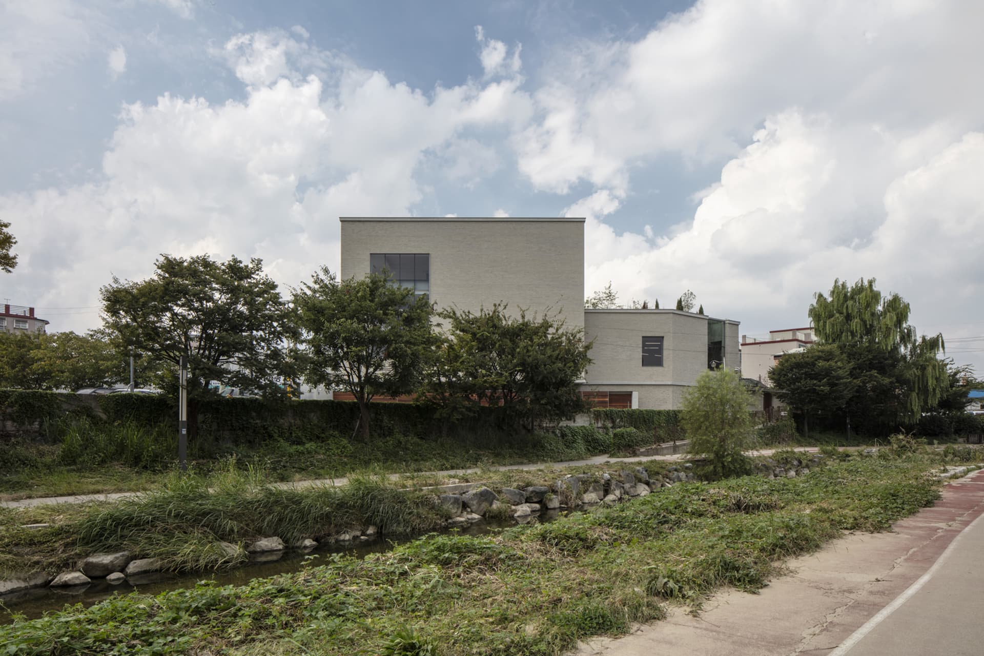 Classic Exterior Space 1