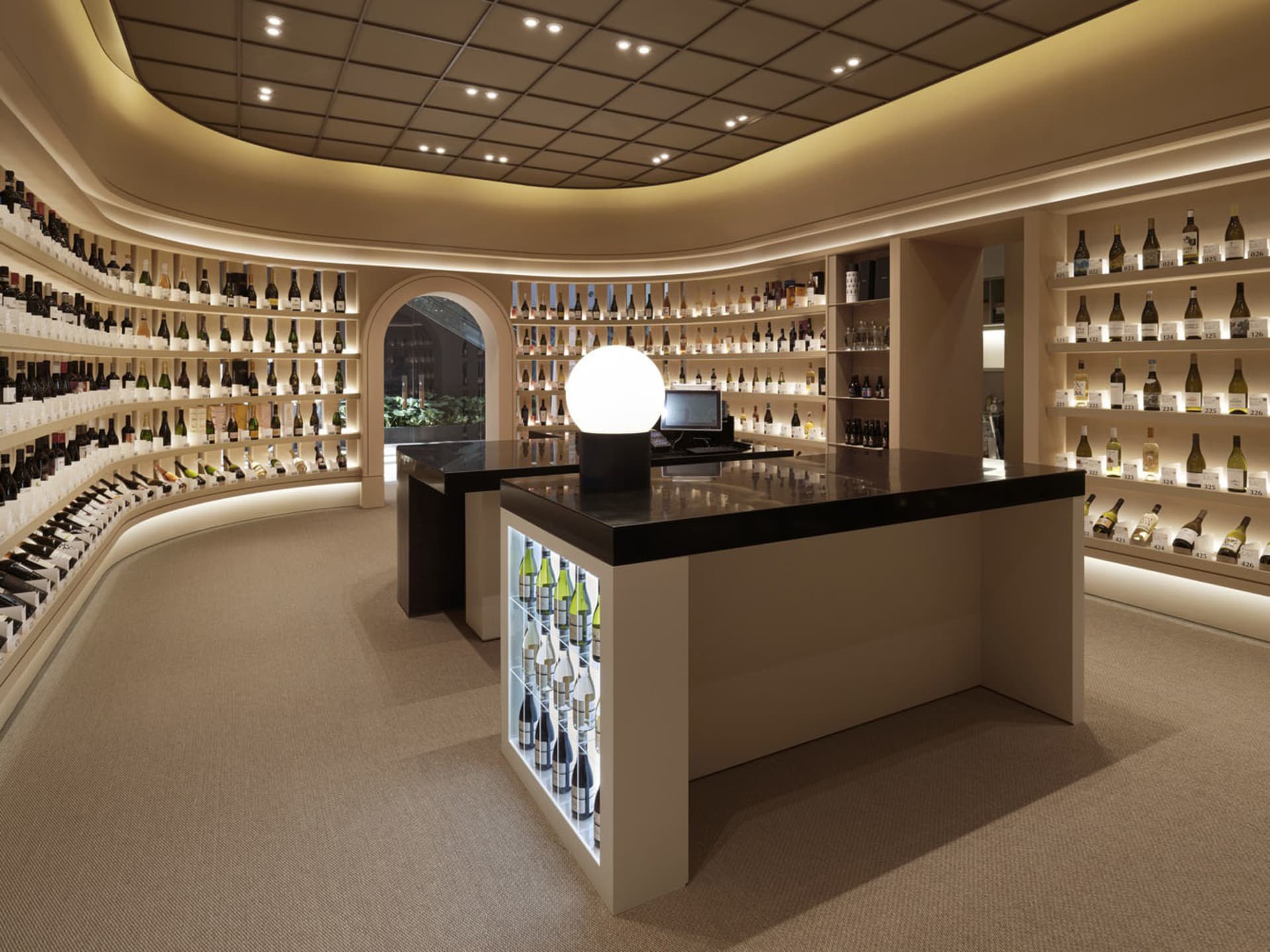 Elegant Retail Concept 3