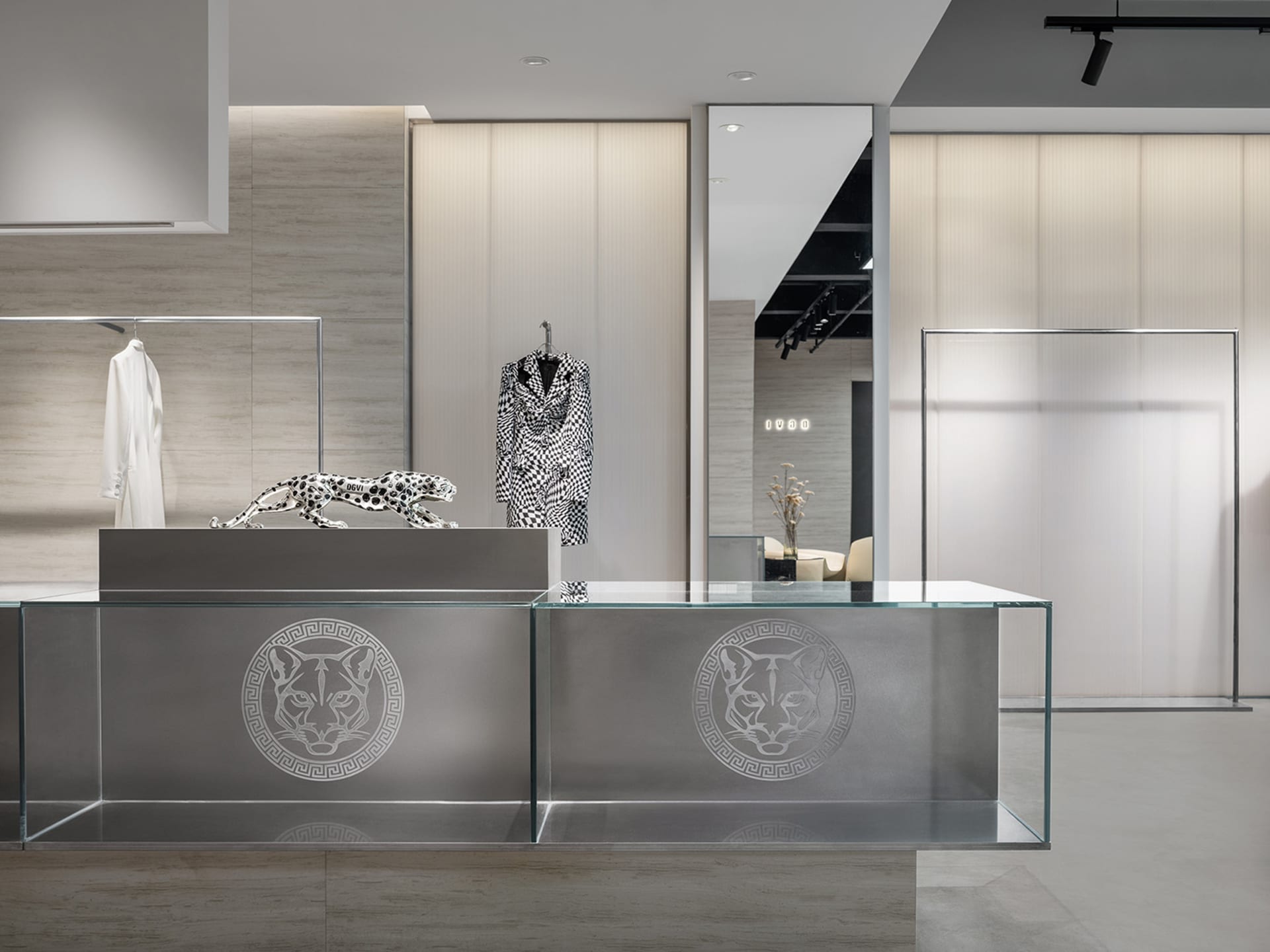 Modern Retail Storefront Glass Counter | Feel Design