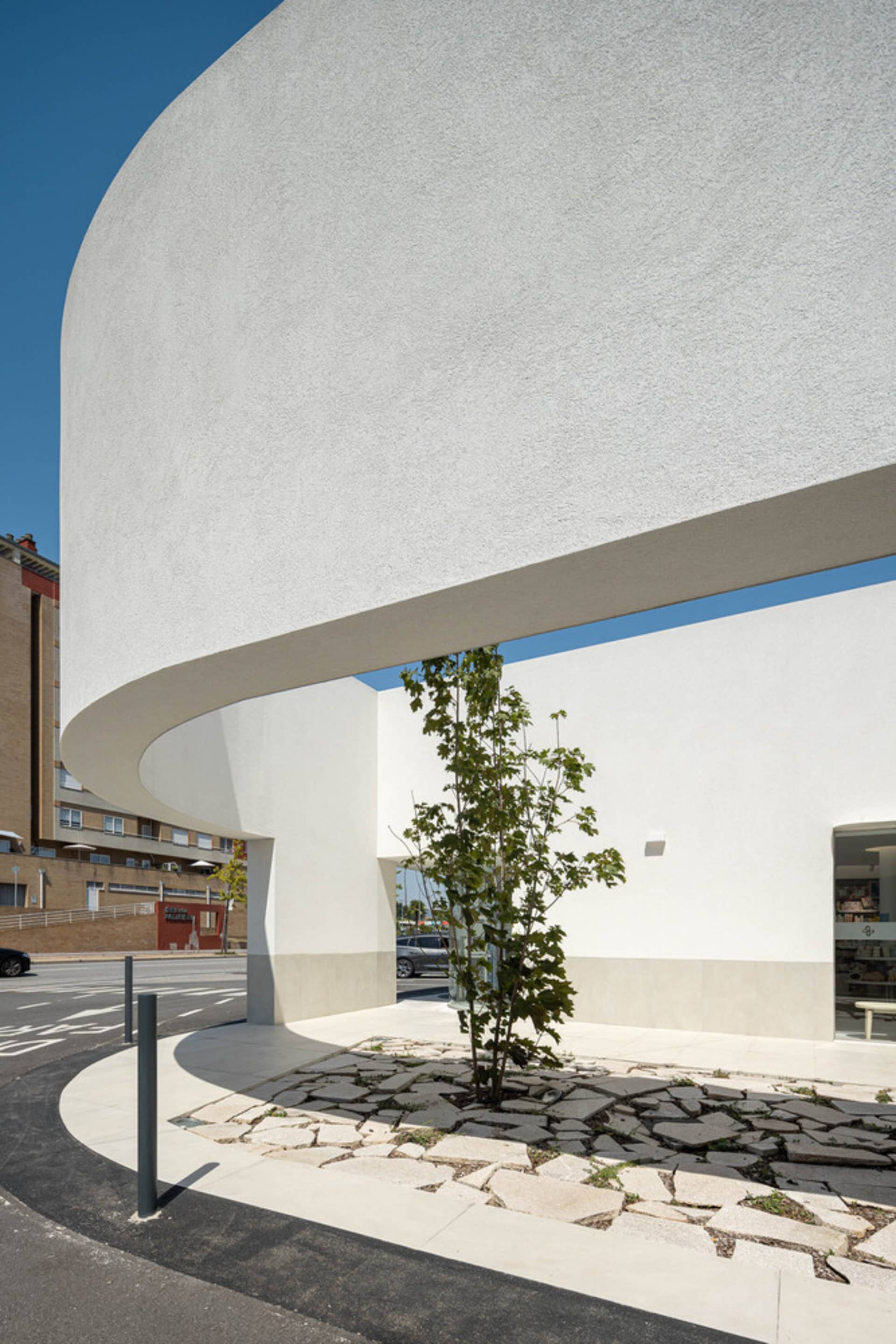 Elegant Retail Design 4