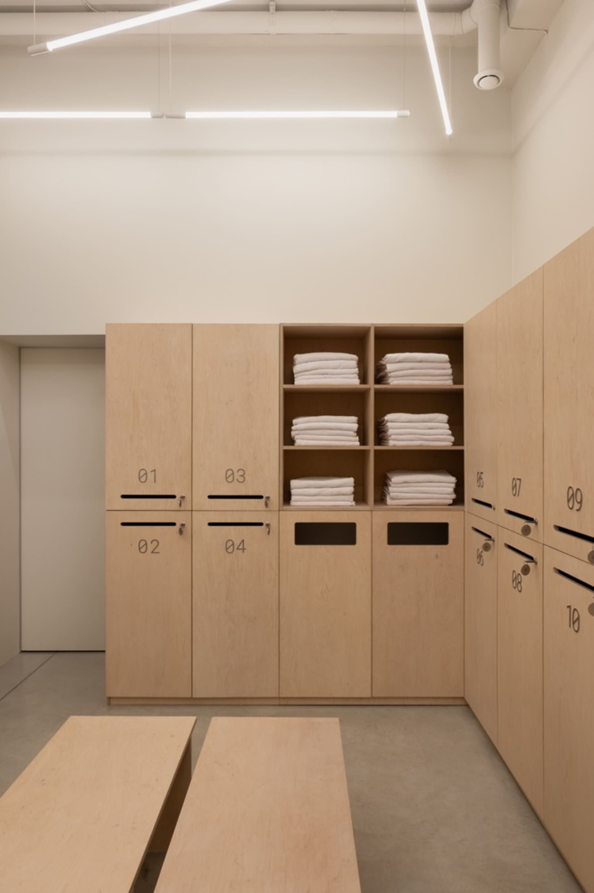 Locker With Design Minimalist Lockers Made of Wood | Feel Design