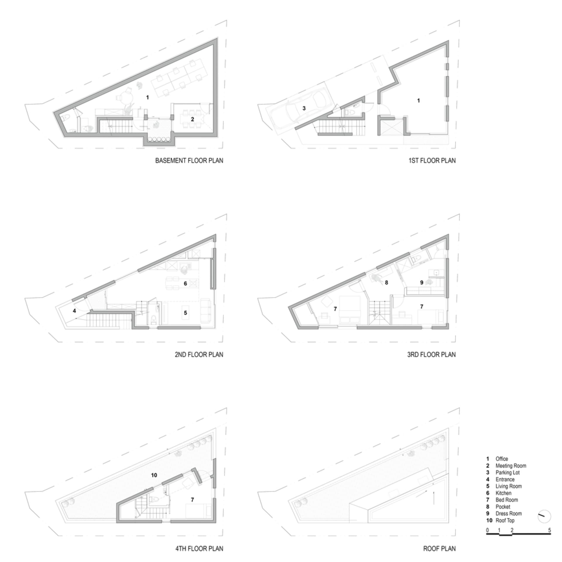 建築平面圖顯示多層樓層與標註房間。