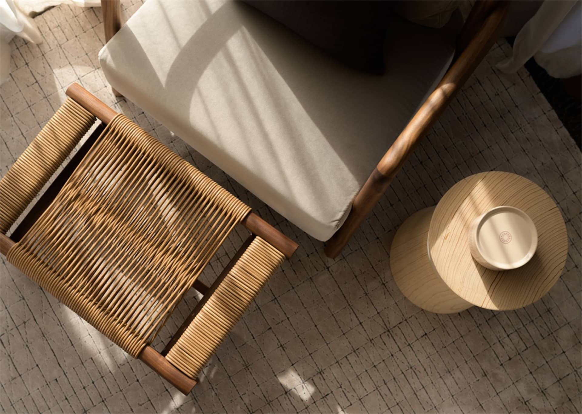 Minimalist Living Room Design 3