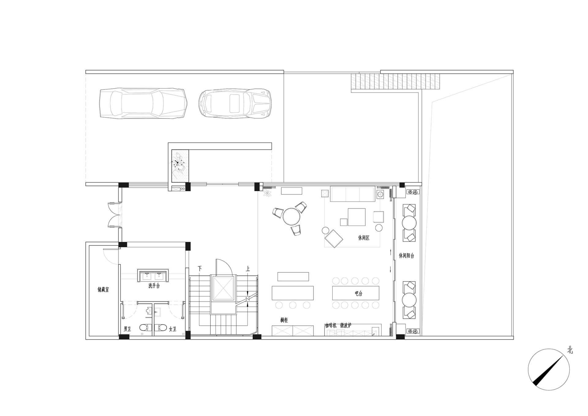 現代室內建築規劃圖，展示房間、空間與整體配置。