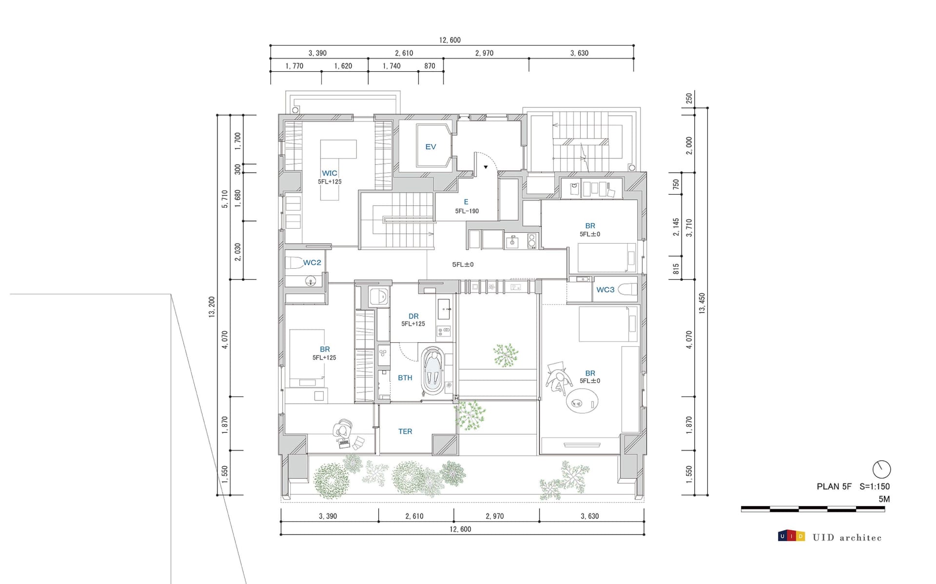 一張現代建築的詳細建築平面圖，顯示各個房間與尺寸。