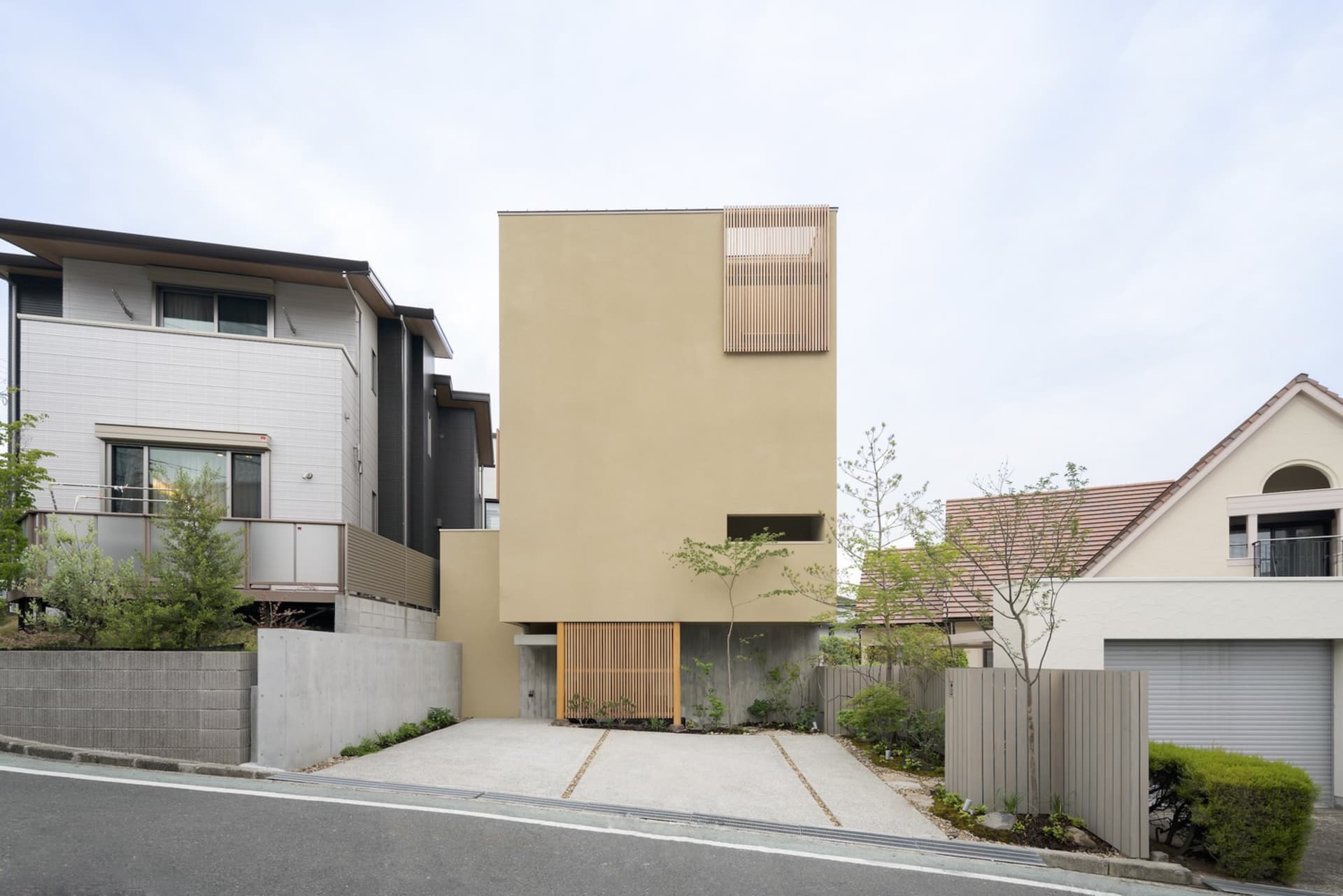 Modern architecture with concrete facade and minimalist design.