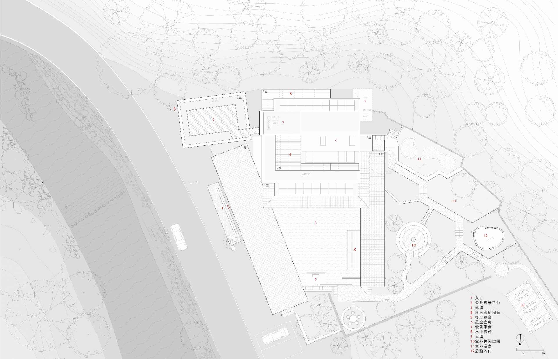 一張詳細的紙本建築平面圖，描繪現代設計結構，標示各個房間與戶外空間。