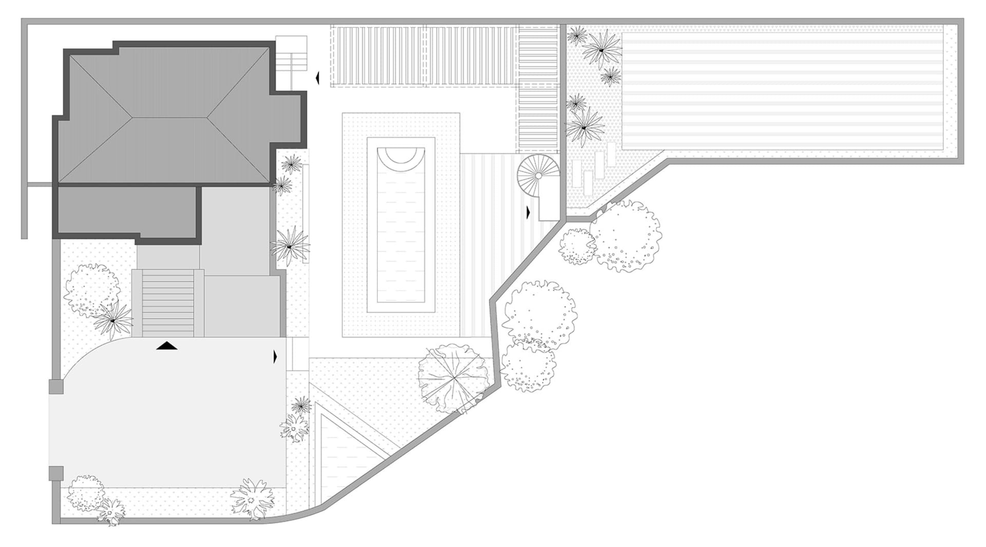 一張現代住宅的建築平面圖，包含泳池、花園與戶外露台。