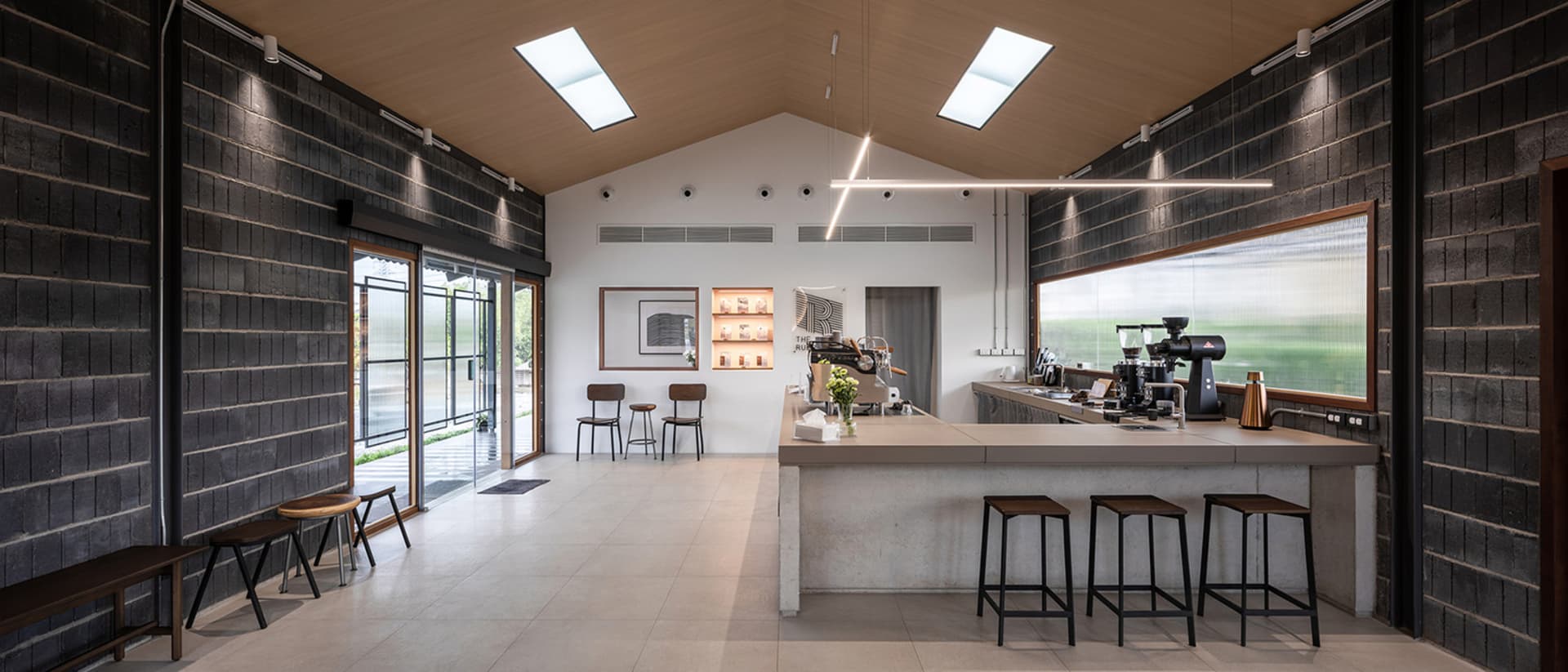 180㎡ Rubber.er Cafe, Rayong, Thailand 1