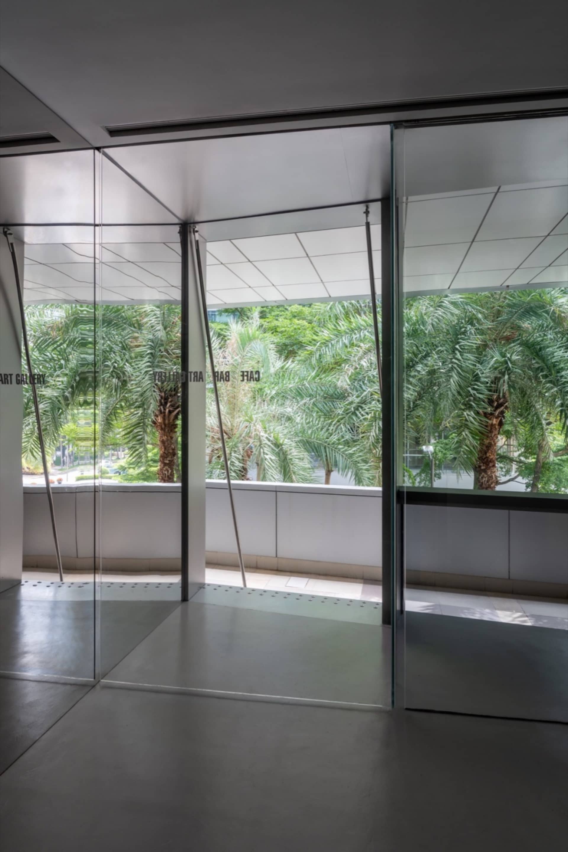 LAKE RIPPLE Coffee & Art Space, Shenzhen 2