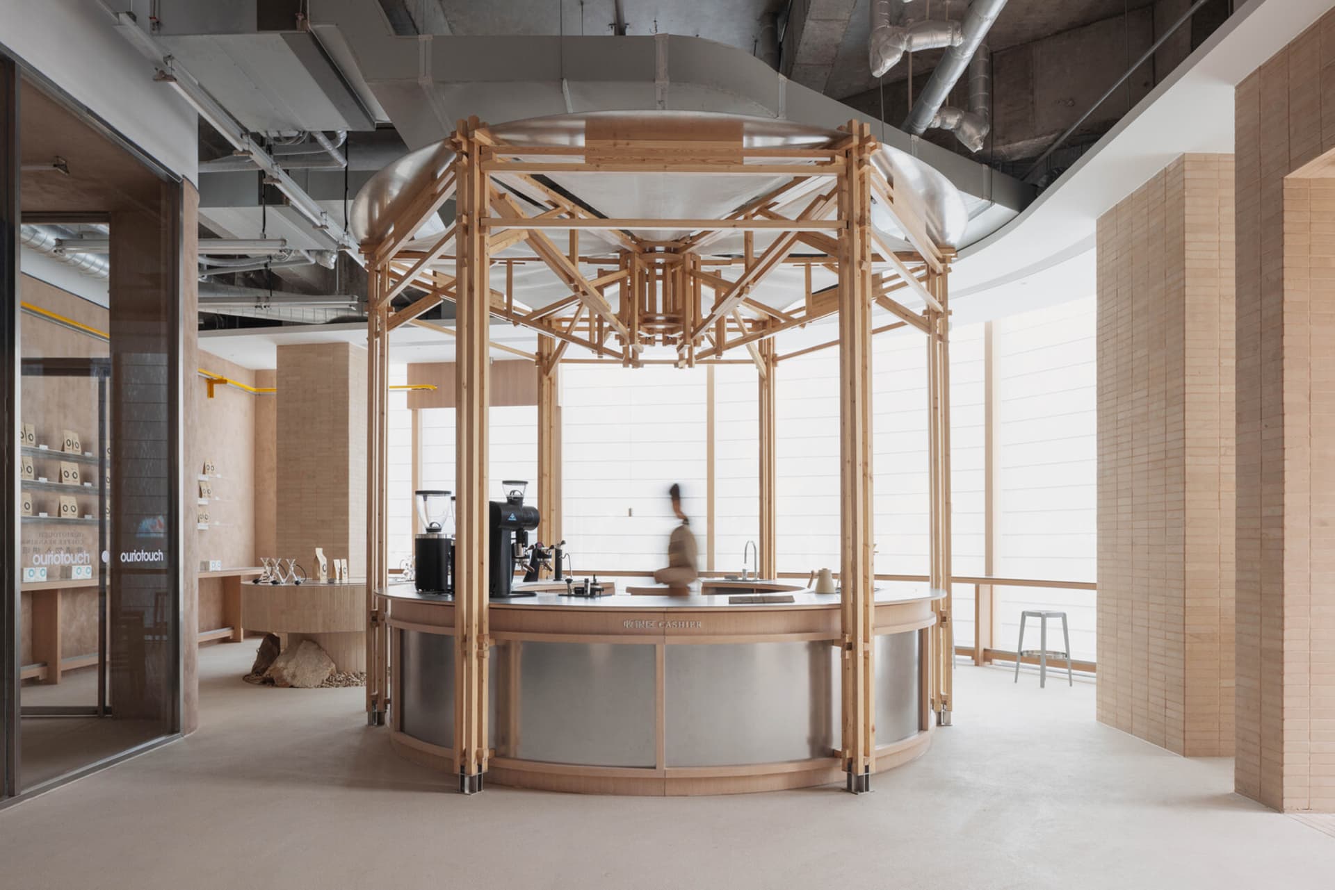 400㎡，宁波OURIO Coffee咖啡厅 2